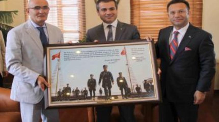 Bakan Kılı&ccedil;: Futbolda şike operasyonunda T&uuml;rk futbolu zarar g&ouml;rmez