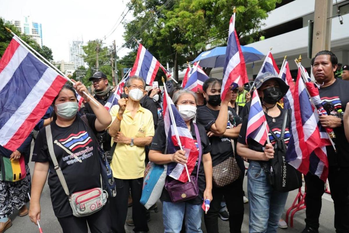 Tayland da İsrail B&uuml;y&uuml;kel&ccedil;iliği &ouml;n&uuml;nde protesto d&uuml;zenlendi 1