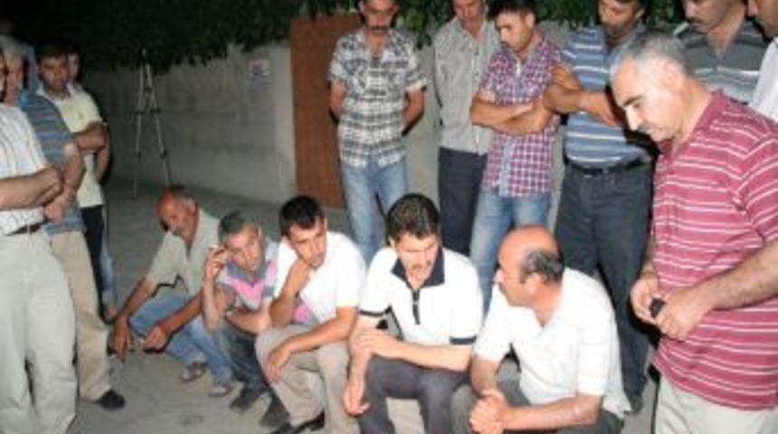 Erzincanlı şehidin evine ateş d&uuml;şt&uuml;