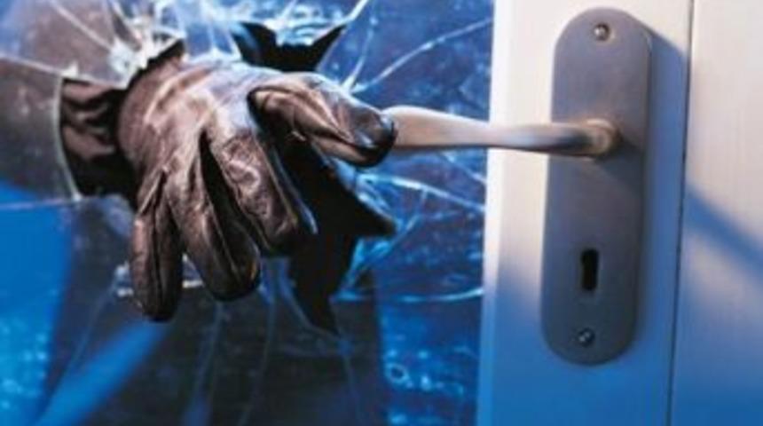 Manastırda hırsızlık