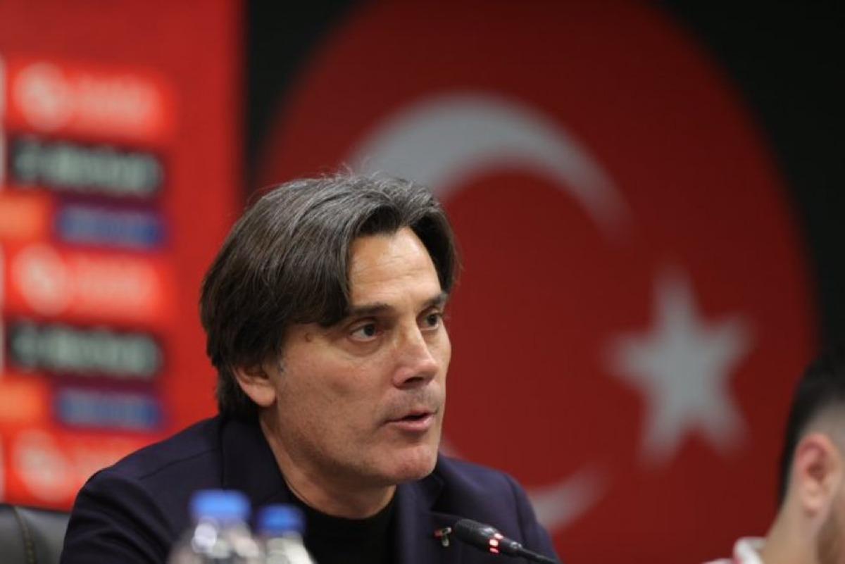 İsmail Kartal ın istifasının ardından Fenerbahçe tribünlerinde sürpriz isim! 2
