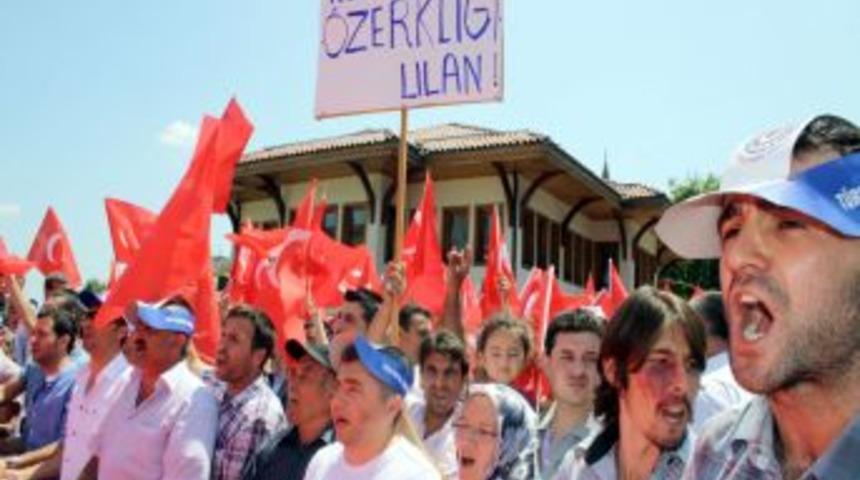 Bursa'da ter&ouml;re tepki y&uuml;r&uuml;y&uuml;ş&uuml;