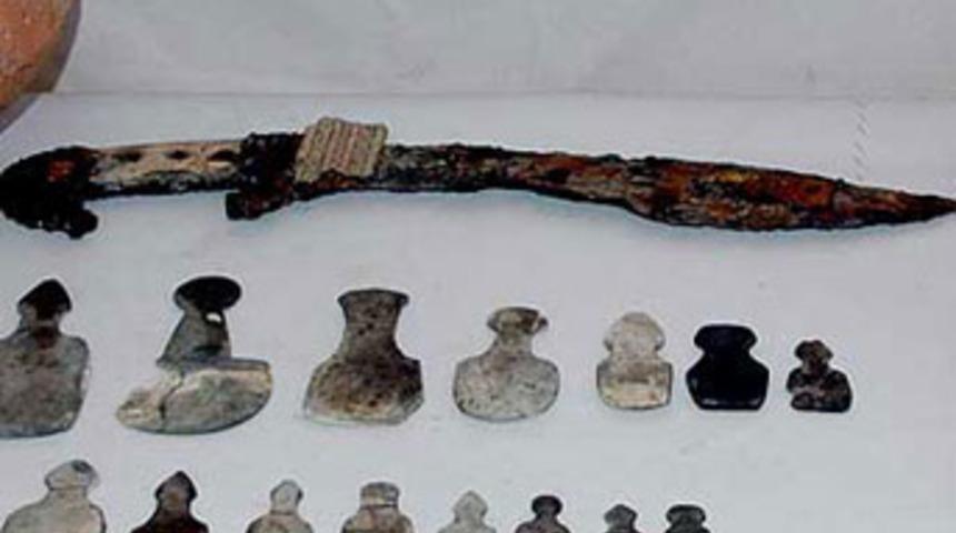 4 bin yıllık Pers kılıcı bulundu