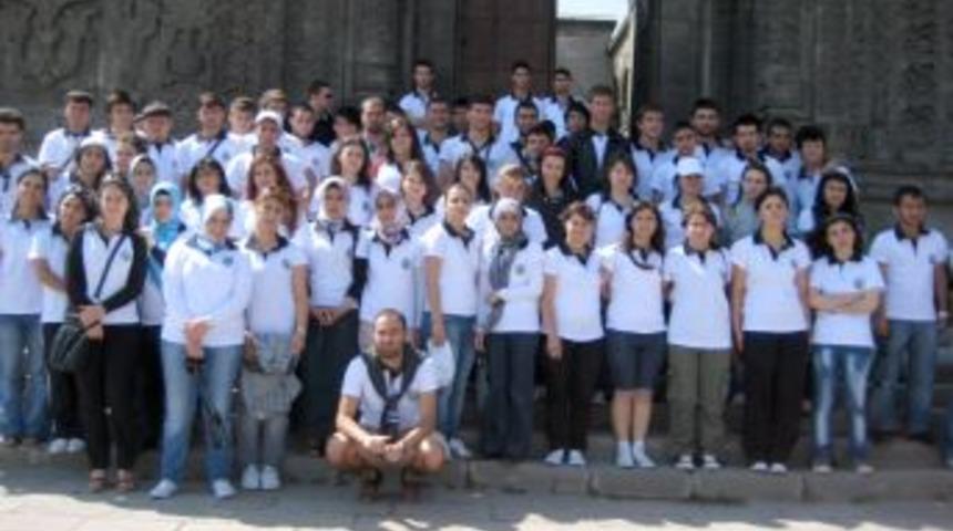 Erzurum şehit ve gazi &ccedil;ocuklarını ağırladı