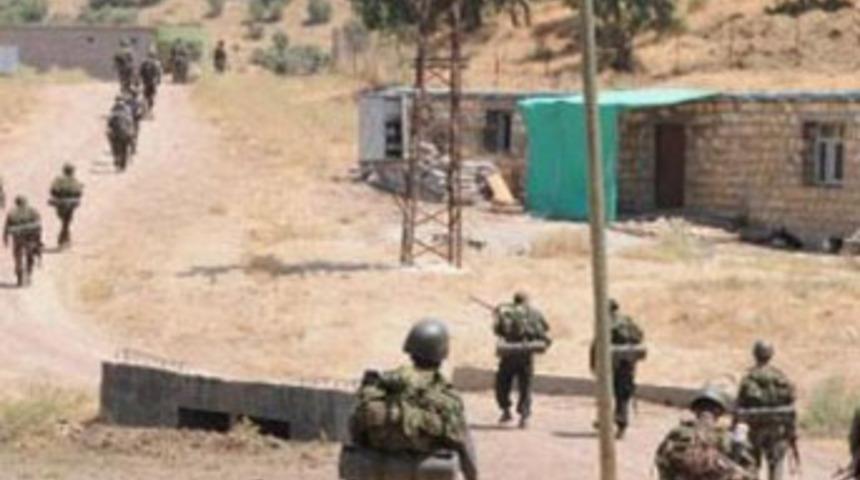 Ter&ouml;ristleri k&ouml;yl&uuml;ler kurtardı