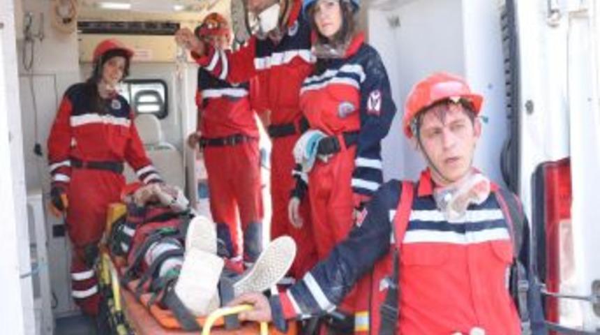 Bursa ve Muş UMKE ekibi ortaklaşa kurtarma tatbikatı yaptı