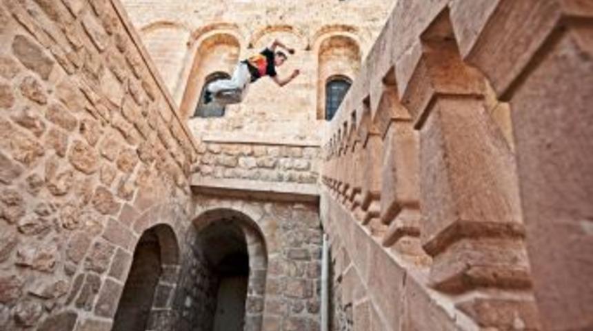 Red Bull Sporcusu Ryan Doyle Mardin&rsquo;de belgesel &ccedil;ekim yaptı