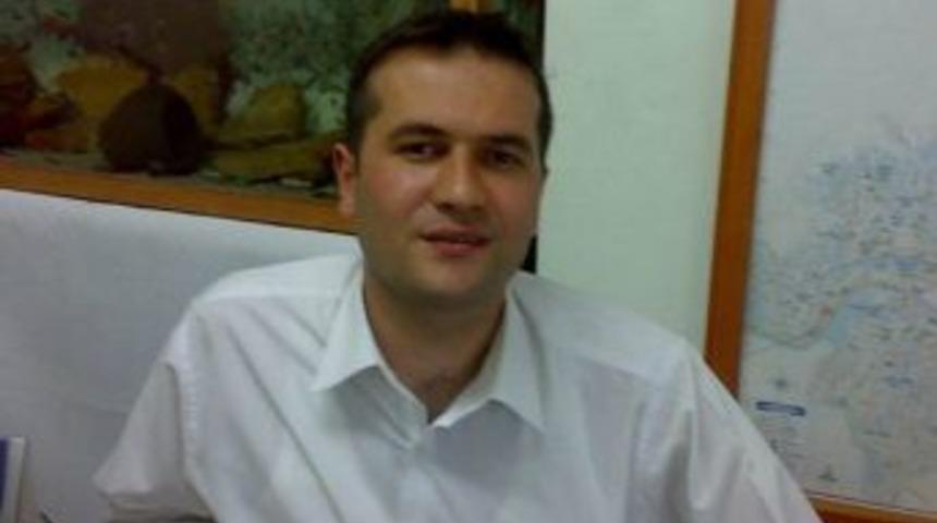 &Ccedil;ocukların başlattığı kavgada mahalle muhtarı &ouml;ld&uuml;r&uuml;ld&uuml;