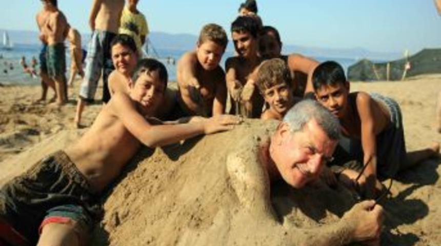 Başkan Karaosmanoğlu: K&ouml;rfez'de denize gireceğimizi s&ouml;ylediğimizde inanmadılar