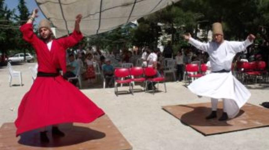 Ulubey İHL mezunları pilav g&uuml;n&uuml;nde buluştu