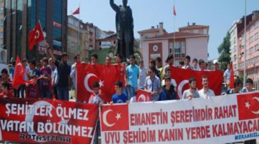 Rize&rsquo;de 'Ter&ouml;re Lanet' y&uuml;r&uuml;y&uuml;ş&uuml; yapıldı