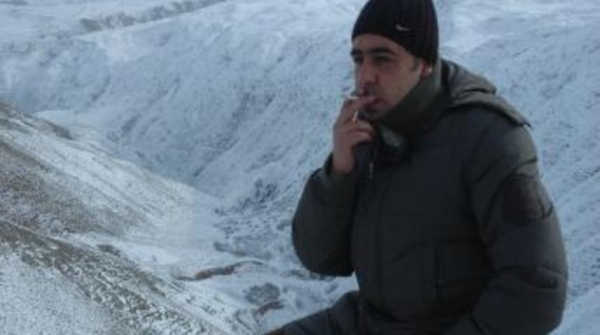 Kaza sonrası 112 ile g&ouml;r&uuml;şen İsmail G&uuml;neş&rsquo;in &ccedil;enesi kırıkmış