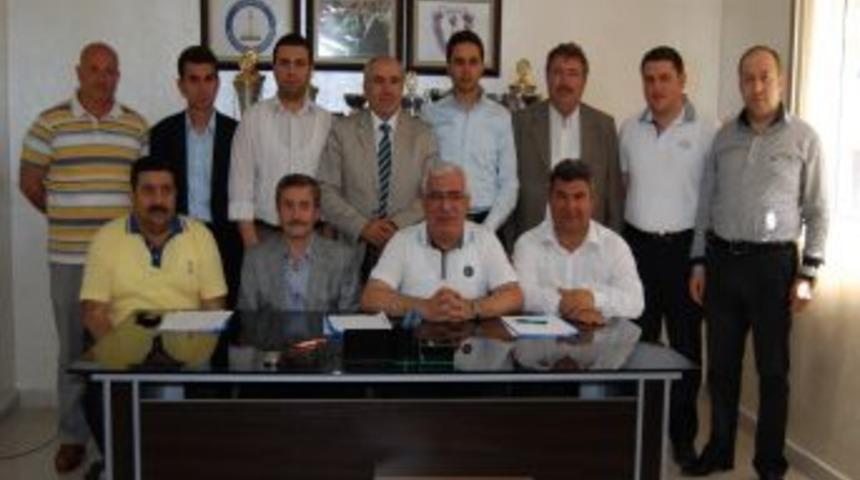 Şahinbey Belediye Gen&ccedil;likspor&rsquo;da Mehmet Demirbaş g&uuml;ven tazeledi