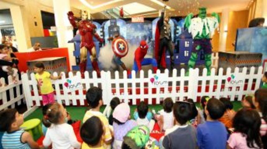 &Ouml;r&uuml;mcek Adam, Kapadokya&rsquo;da &ccedil;ocuklarla buluştu