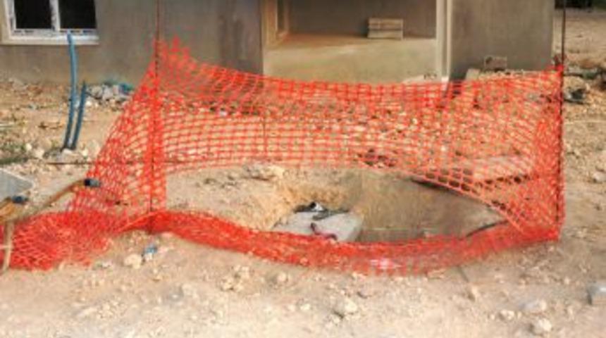 R&ouml;garda elektrik akımına kapılan iş&ccedil;i hayatını kaybetti