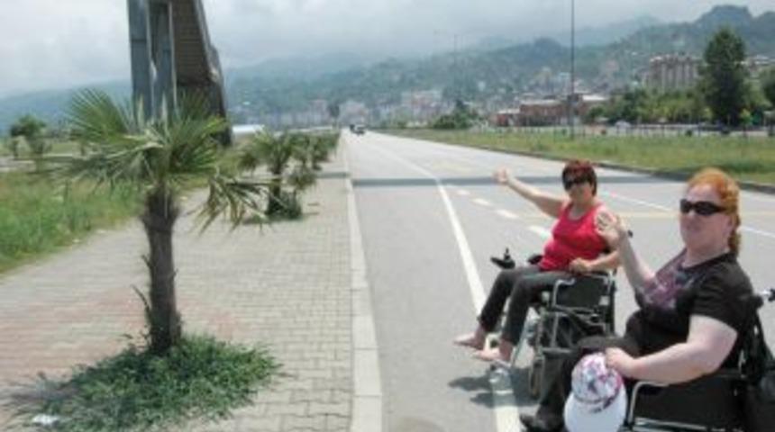 G&ouml;rele Omurilik Fel&ccedil;liler Derneği: Karadeniz sahil yolu engellilere uygun değil