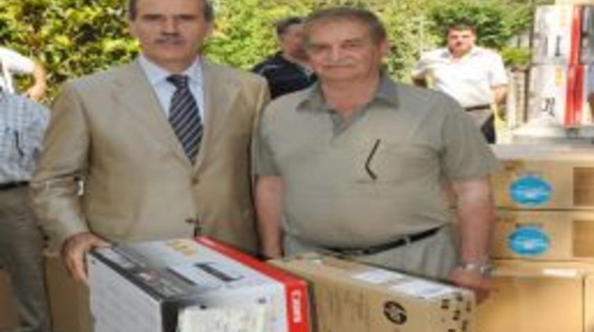 Bursa'da muhtarlara bilgisayar dağıtıldı