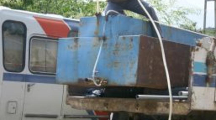 Taşıma su ile mahsullerini suluyorlar