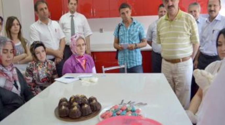 Çankırı Belediyesi, sosyal belediyeciliği yaz kursları ile sürdürüyor