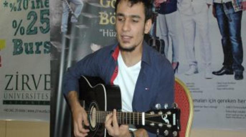 Zirve’nin müzisyen öğrencisi albümünü tanıttı