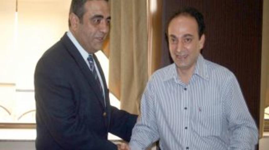 CHP'li Tanrıkulu: K&uuml;rt sorunu &ccedil;&ouml;z&uuml;m&uuml; i&ccedil;in AB Konseyi'ne &uuml;ye olunmalı