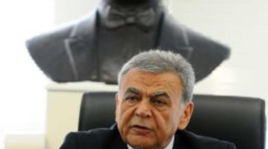 İzmir B&uuml;y&uuml;kşehir Belediyesi b&uuml;rokrasisinde b&uuml;y&uuml;k değişiklik