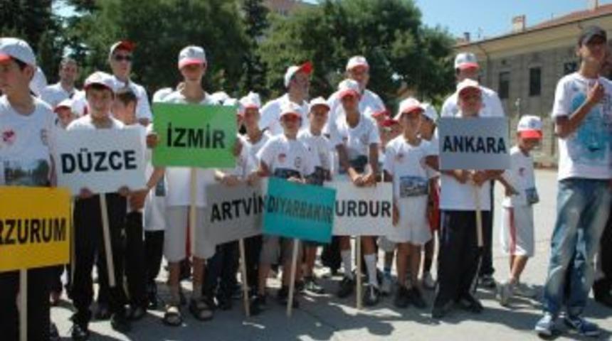 2. &Ccedil;ocuk Yuvalarıarası Futbol Şenliği Eskişehir'de başlıyor