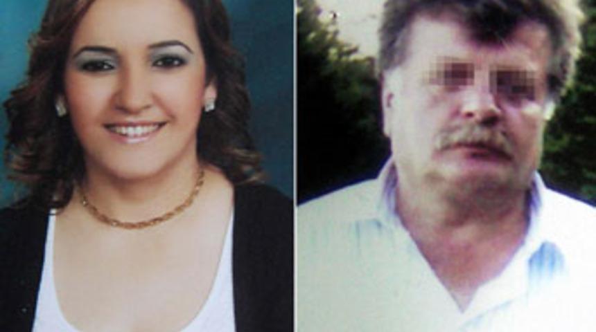 Sekreterini çekiçle öldürdü