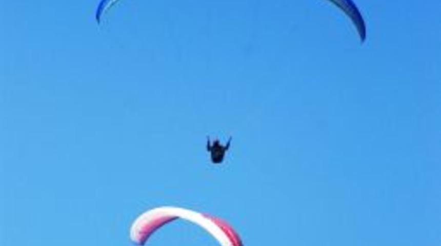 G&ouml;ky&uuml;z&uuml;nde kupa m&uuml;cadelesi verdiler