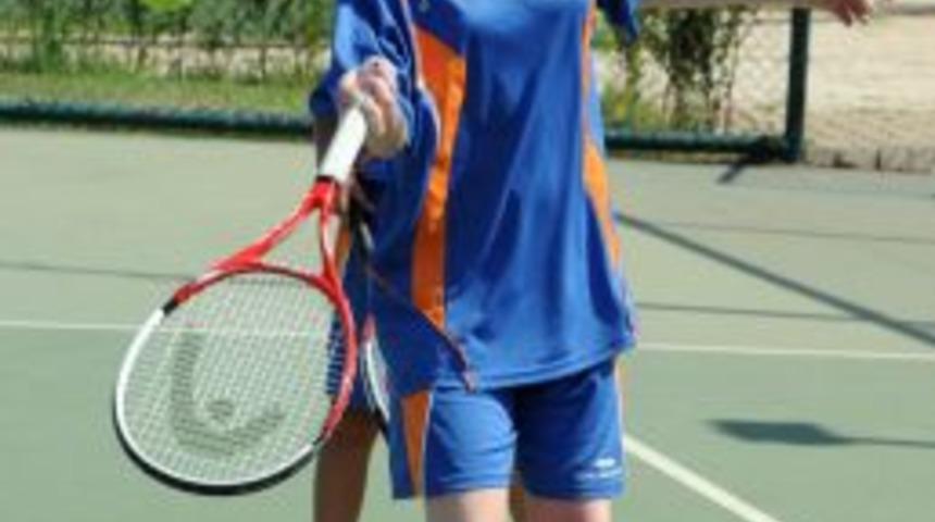 Belediyenin yaz okulunda 375 &ouml;ğrenci eğitim g&ouml;r&uuml;yor