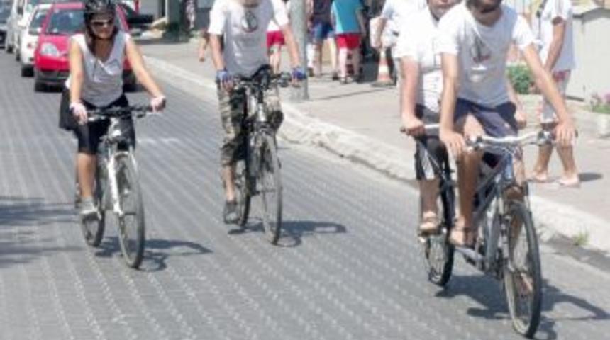 Onların inadı 'g&ouml;rmek' uğruna