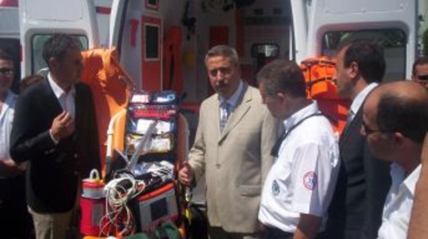 İzmir 112 Acil'in cankurtaran sayısı 100'e ulaştı