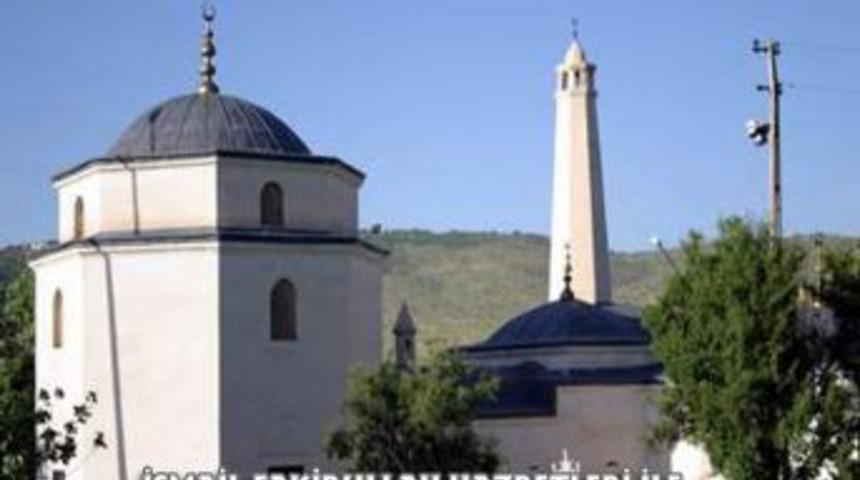 Lazerle test edildi, ışık İsmail Fakirullah Hazretleri'nin t&uuml;rbesine d&uuml;şecek