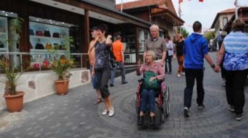 Side Belediyesi, engelli yolu yapım &ccedil;alışmalarına başladı