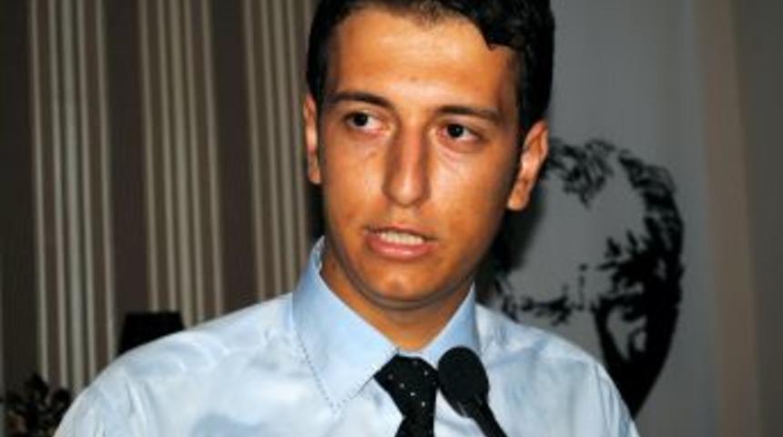 Fatih Kaplan, yeniden AK Parti Manavgat Gen&ccedil;lik Kolları Başkanı se&ccedil;ildi