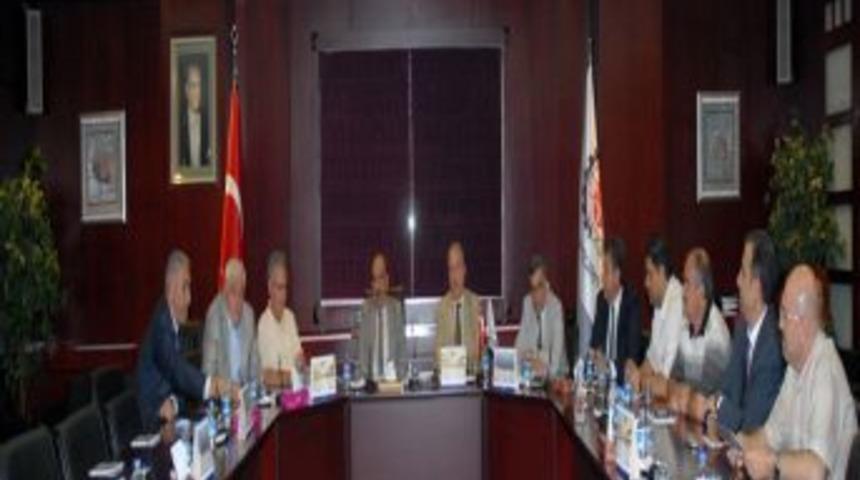 Aslan: İktidar ve muhalefet halkın menfaati i&ccedil;in birlikte &ccedil;alışmalı