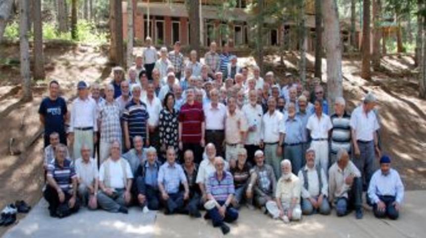 Başkan Aky&uuml;rek: Can g&uuml;venliğini tehdit eden d&uuml;ğ&uuml;n konvoylarını kaldıralım