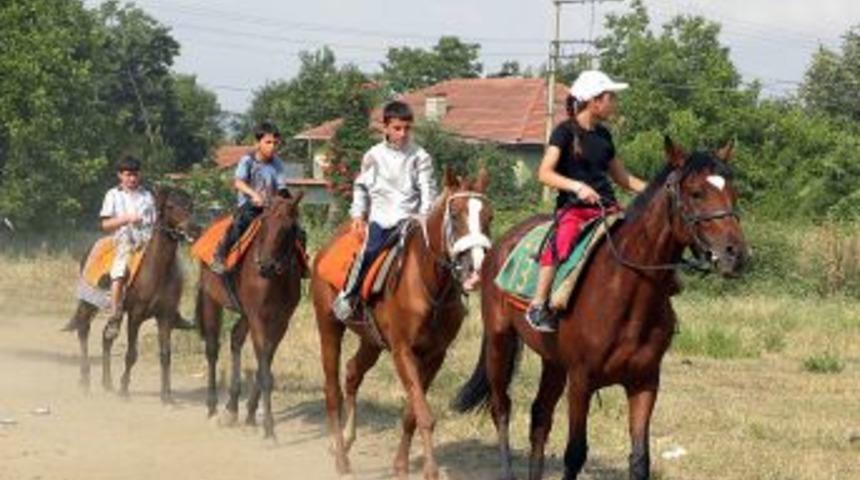 Emekliliklerinde de çalışıyorlar
