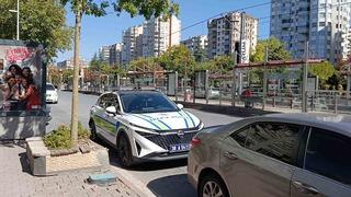 Motosikletin çarptığı yaya yaralandı