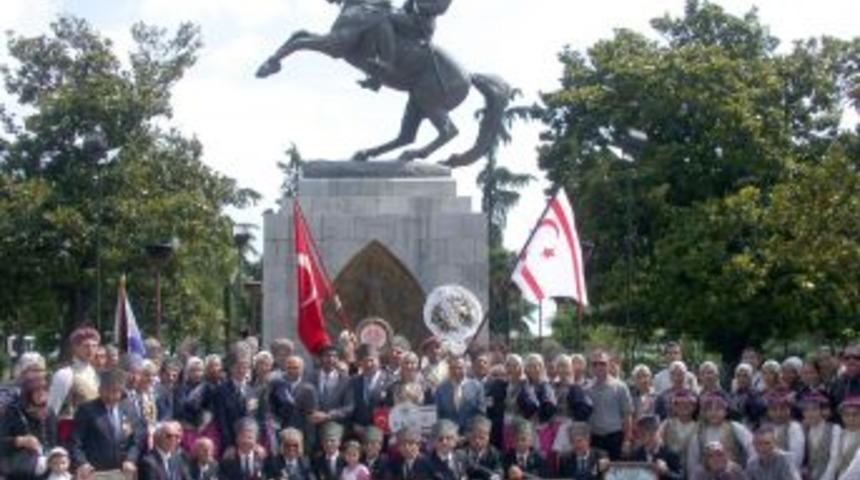 &ldquo;Yavru vatan Kıbrıs&rsquo;ta geri d&ouml;n&uuml;ş asla d&uuml;ş&uuml;n&uuml;lmemeli"