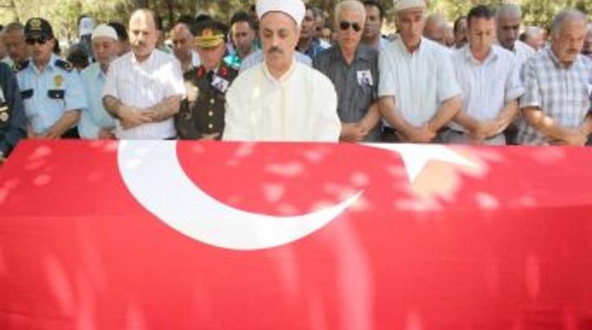 Kore Gazisi Yahya Deveci son yoluculuğuna dualarla uğurlandı