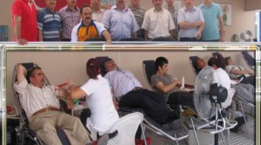 OGİAD üyeleri Kızılay'a kan bağışında bulundu