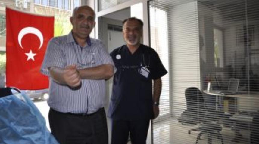 Bak postacı geliyor kan veriyor