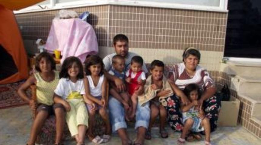 Parası olmadığı i&ccedil;in değil, 9 &ccedil;ocuğu nedeniyle ev bulamıyor