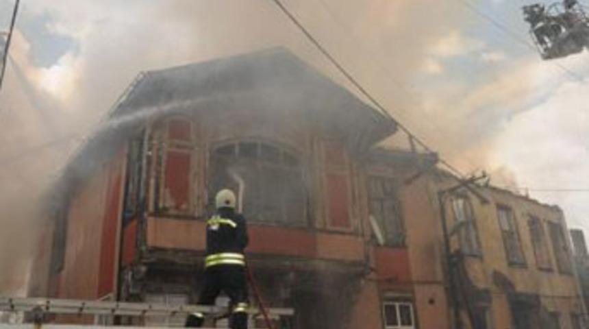 Polis telsizinden itfaiyeye &ouml;fke