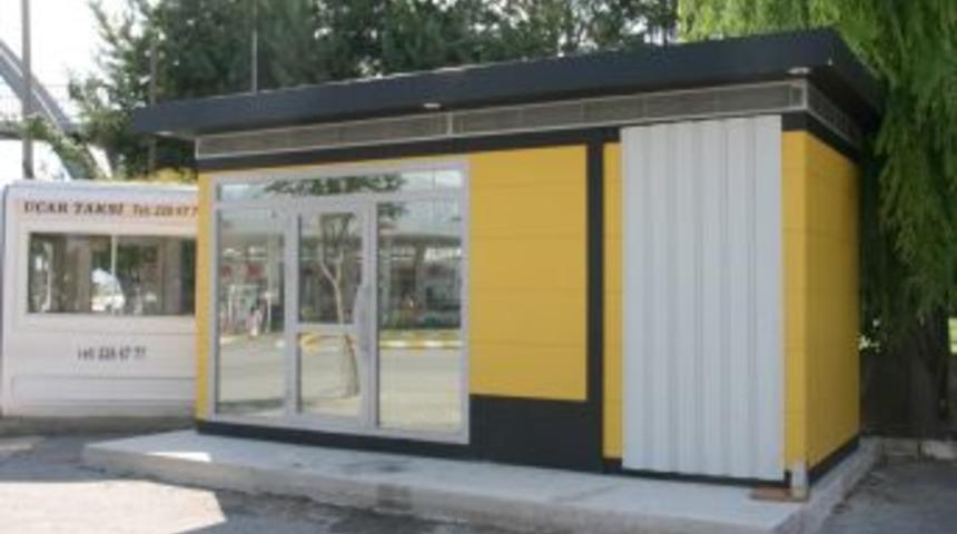 Taksi durakları modernleştiriliyor