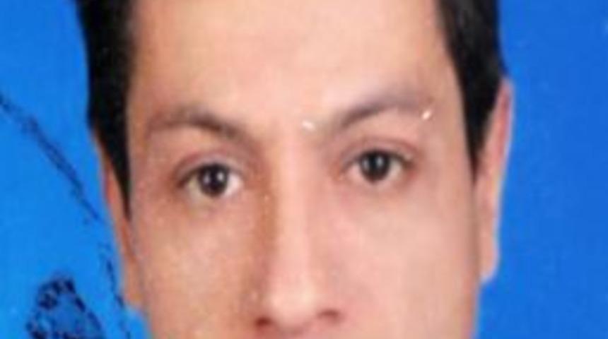 Sahte alkol i&ccedil;ince, &ouml;nce g&ouml;zlerinden sonra canından oldu