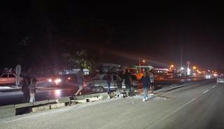 Yan yatan otomobilde emniyet kemeri hayat kurtardı