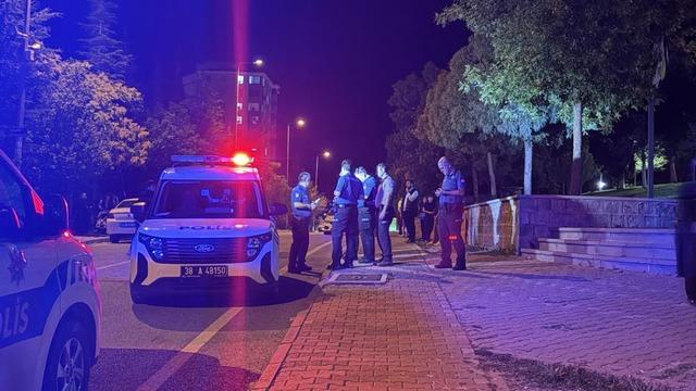 Kayseri’de parkta çocuklar arasında bıçaklı kavga: 1’i ağır 3 yaralı