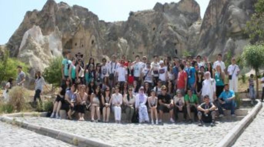 Avrupalı gen&ccedil;ler Kapadokya&rsquo;yı gezecek